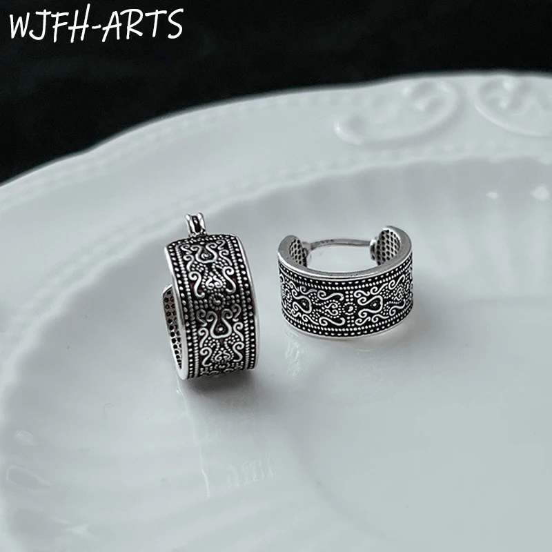 WJFH-ARTS Ethnic Style Retro Mural Texture Silver-Plated Earrings For Women Niche Personality Hoop Earrings Party Jewelry Gift