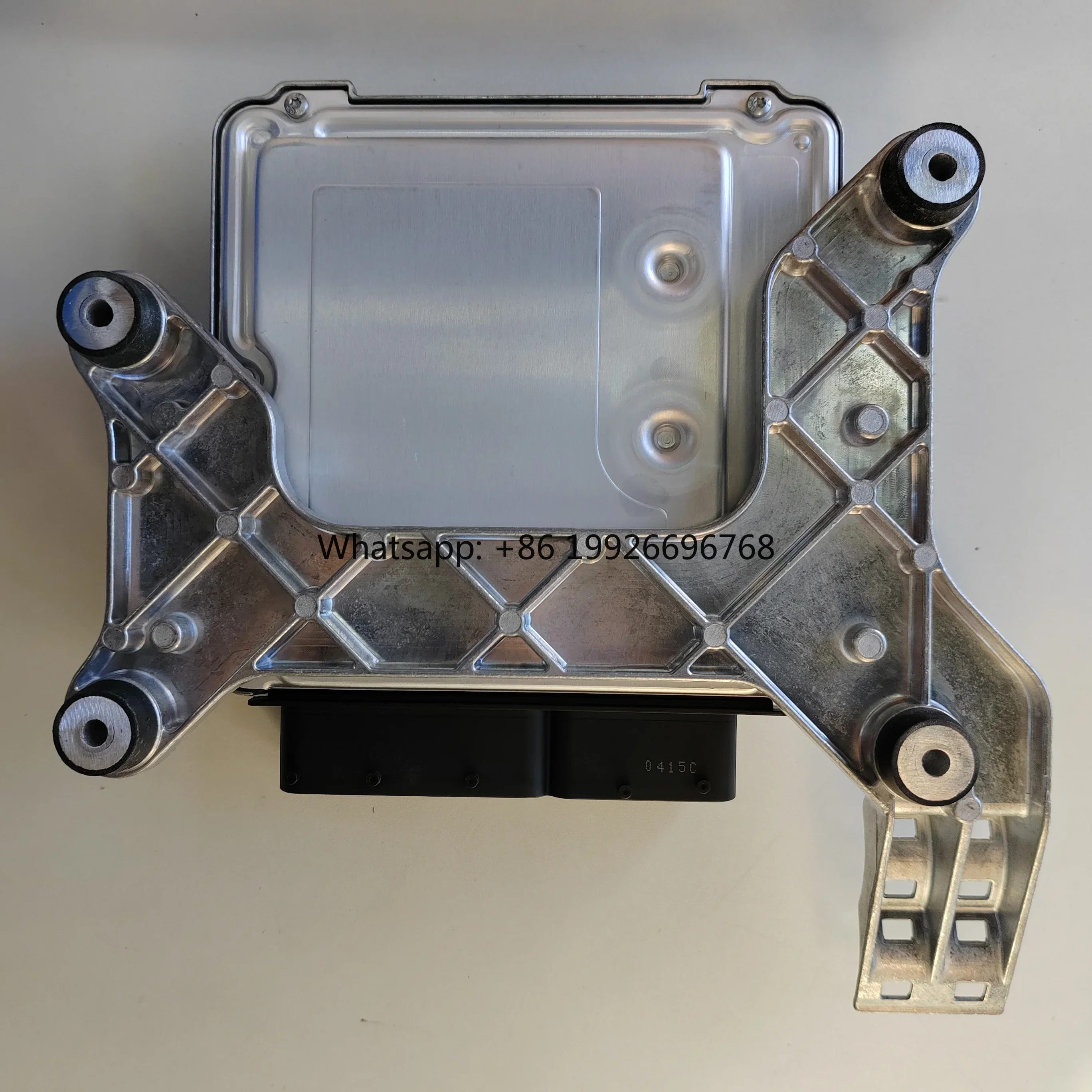 

EDC16C8 0281011228 New Engine Computer Board 504073032 ECU Fit for for IVECO Daily