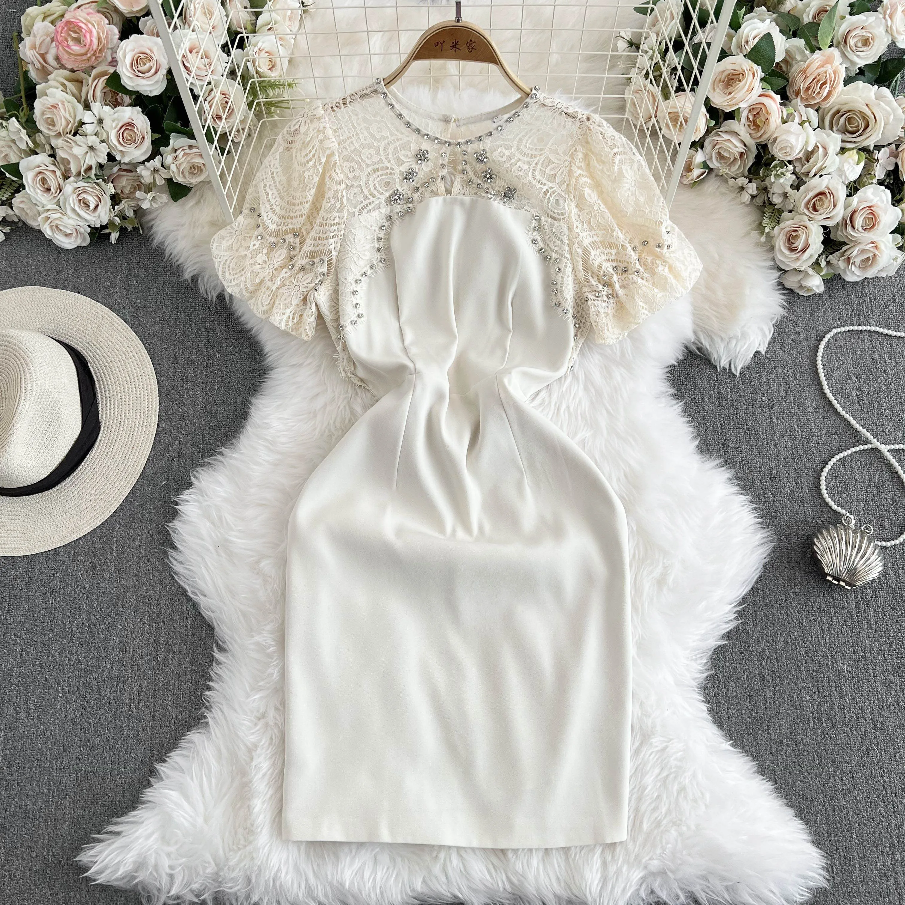 Elegant Exquisite Lace Splice Hollow out Mini Dresses Women Vintage Puff Sleeve Hand-studded Diamond Slim Bodycon Short Dress