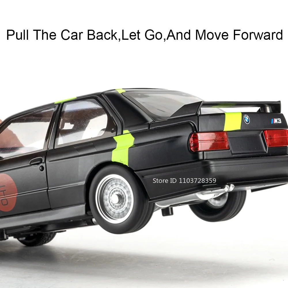 مقياس 1:24 M3 نموذج مصغر ألعاب السيارات الخارقة سبيكة دييكاست أبواب ضوء الصوت مفتوحة التراجع لعبة سيارات رياضية للأطفال هدايا