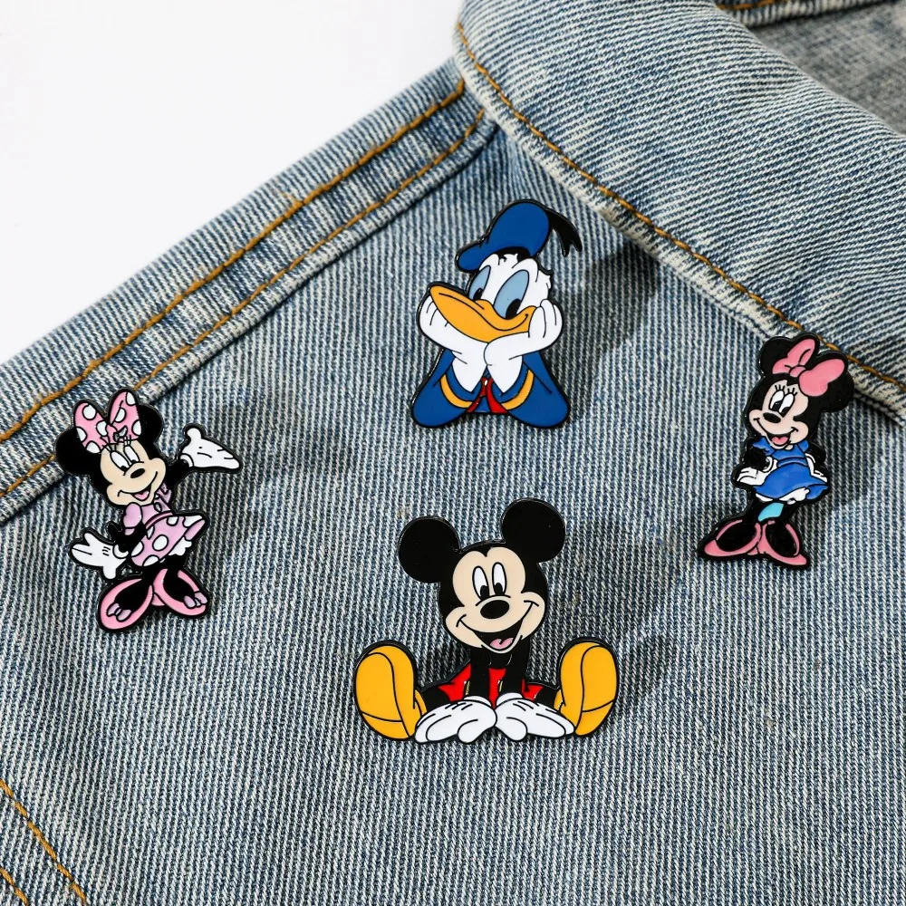 

4pcs/set Disney Mickey Enamel Pin Funny Collection Badges Bag Lapel Pins Brooches Cartoon Cute Decoration Jewelry For Kids Gift