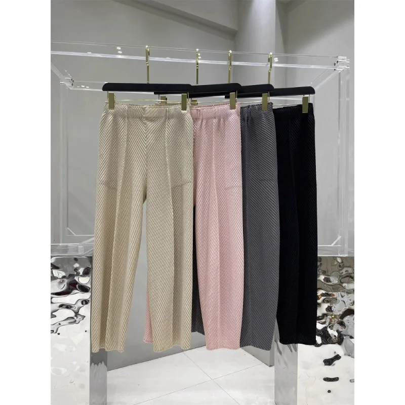 

Miyake Pleated Fish Scale Pleated Large Elastic Loose Fashion Casual Pants 2024 Autumn Solid Color Feet Pants