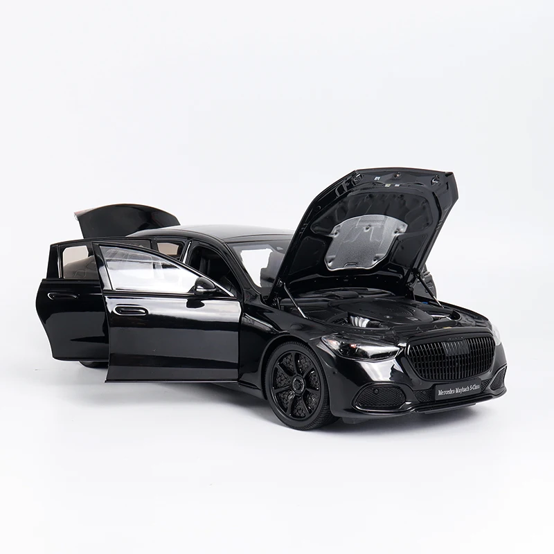 

Stock 1: 18 S680 die-cast simulation alloy car model collection ornament, boys' toy, children's festival gift, adult decoration.