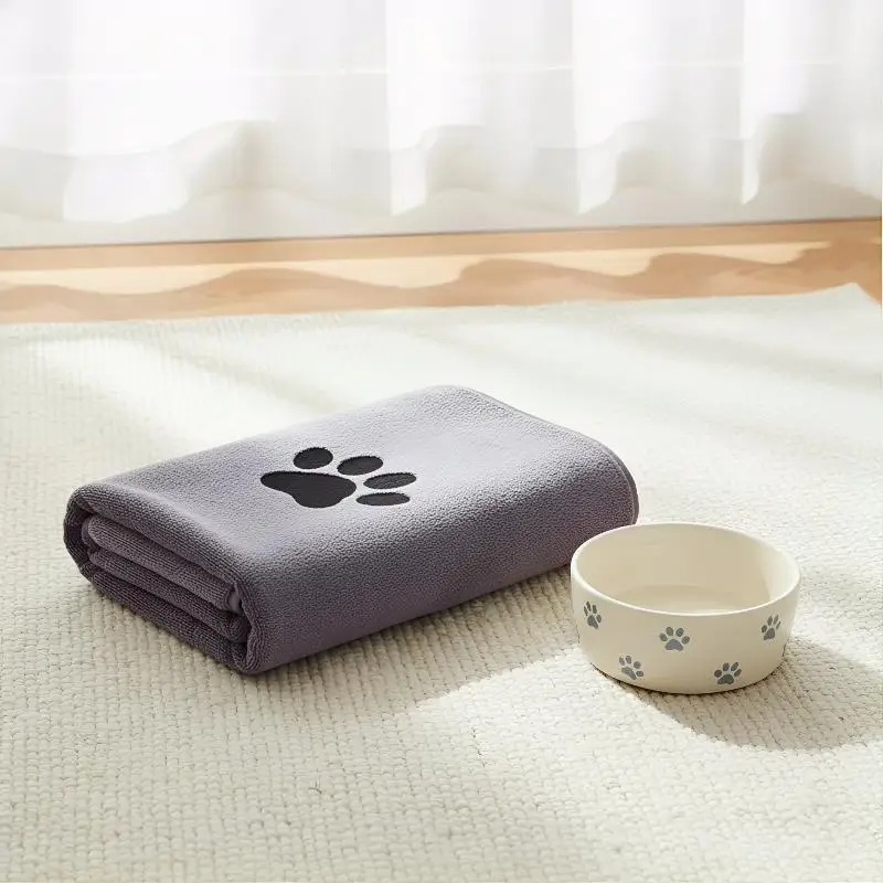 Highly Absorbent Microfiber Pet Towel for Dogs Embroidered Super Soft Bath Quick Drying for After Wash or Beach