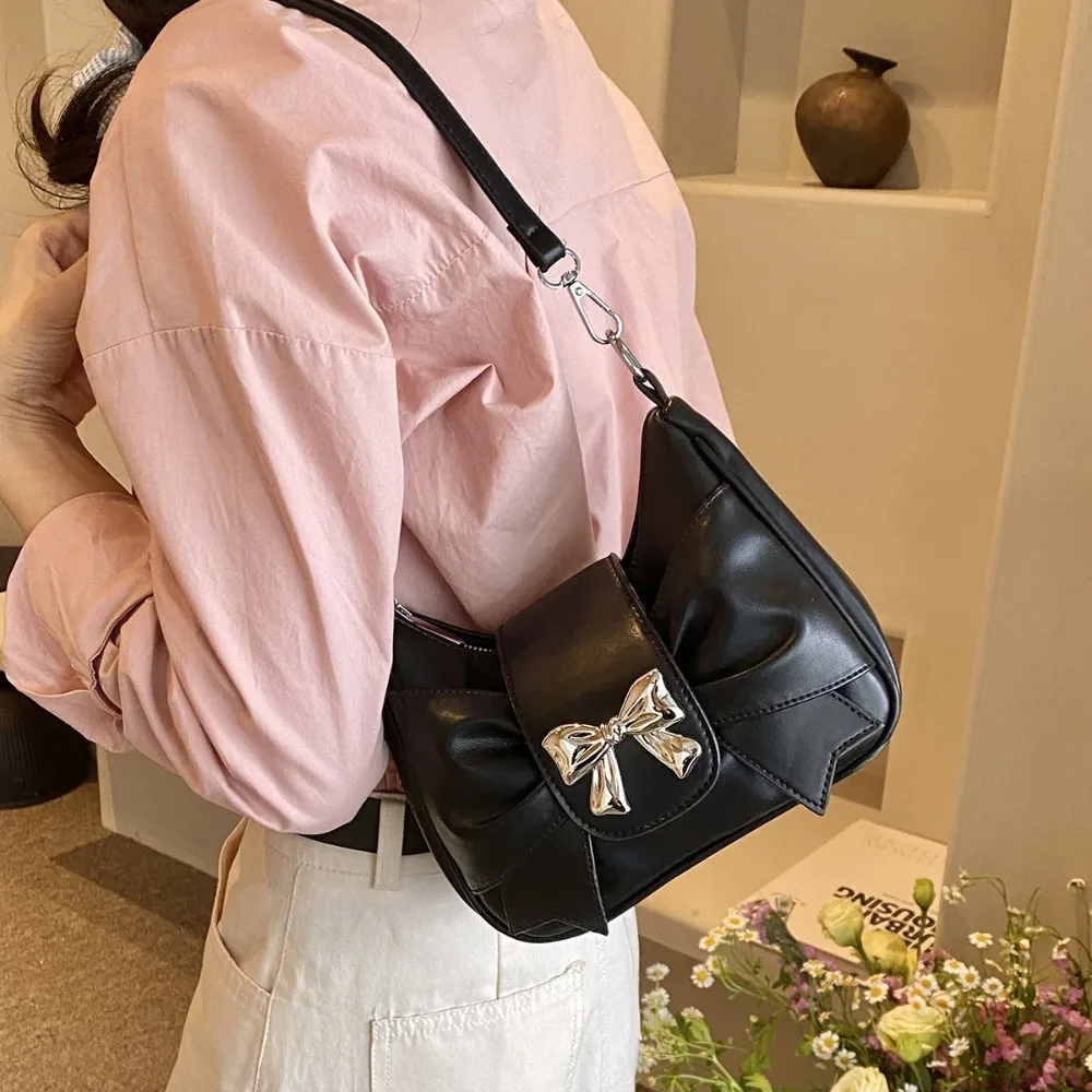 Large Capacity Shoulder Bag Hot Sale PU Leather Casual Handbag Retro Trendy Commuting Bag Sexy