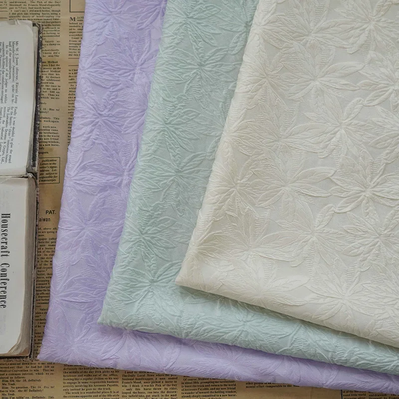 Garngefärbter Jacquard-Stoff, Frühling und Herbst, weich, wachsartig, cremefarben, kleine Blume,