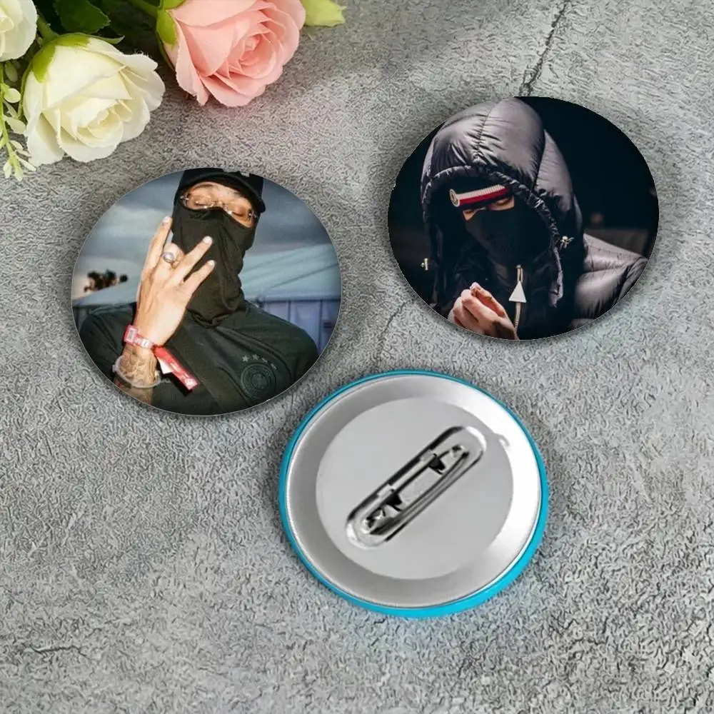 Freeze Corleone 667 25 32 44 58 75mm Badges Personalized Round Brooches Pins Accessory Gift