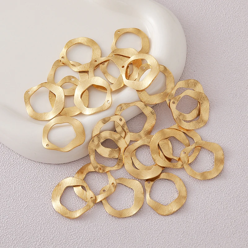 

20PCS primary color brushed curved brass round DIY accessories suitable for hand-made