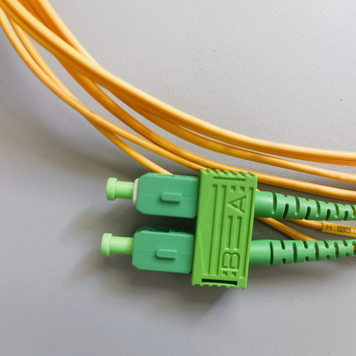 Kabel Patch serat optik LC/UPC-SC/APC 2.0mm FTTH, kabel Patch konverter inti ganda Mode tunggal 12/15/20M kabel serat optik