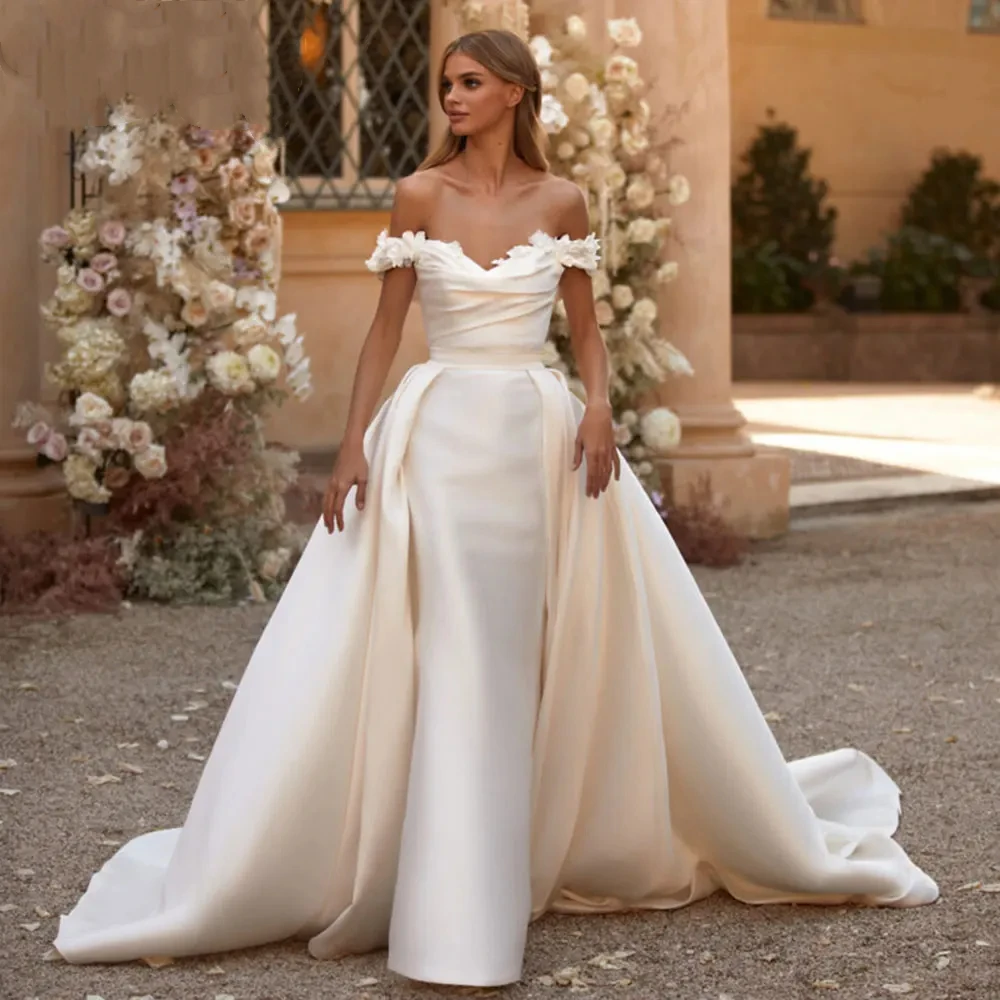 

Beautiful Sweetheart Princess Satin A-line bridal dress Sexy lace-up halter wedding front room women's floor-length gown