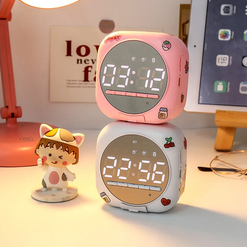 Kawaii Clock Bluetooth Speaker, Wireless Stereo, Student Mini Snooze Alarm, Desktop Ornament, Girls Heart Portable Subwoofer