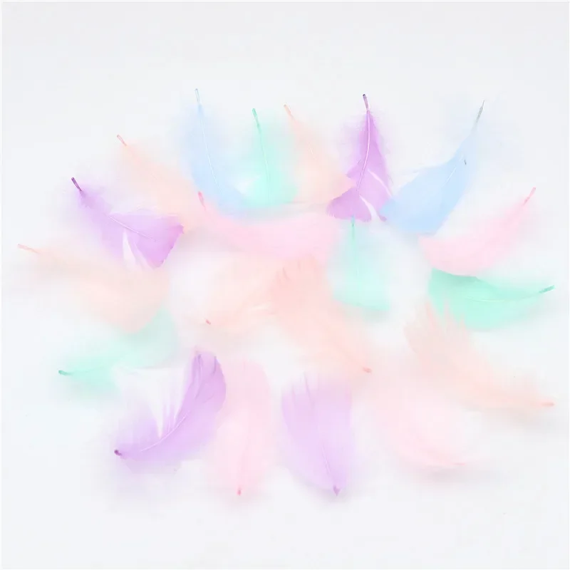 100PCS Fluffy Natural Goose Feathers 4-7cm 7-11cm Wedding Dress Decoration DIY Craft Dream Catcher Floating Accessories