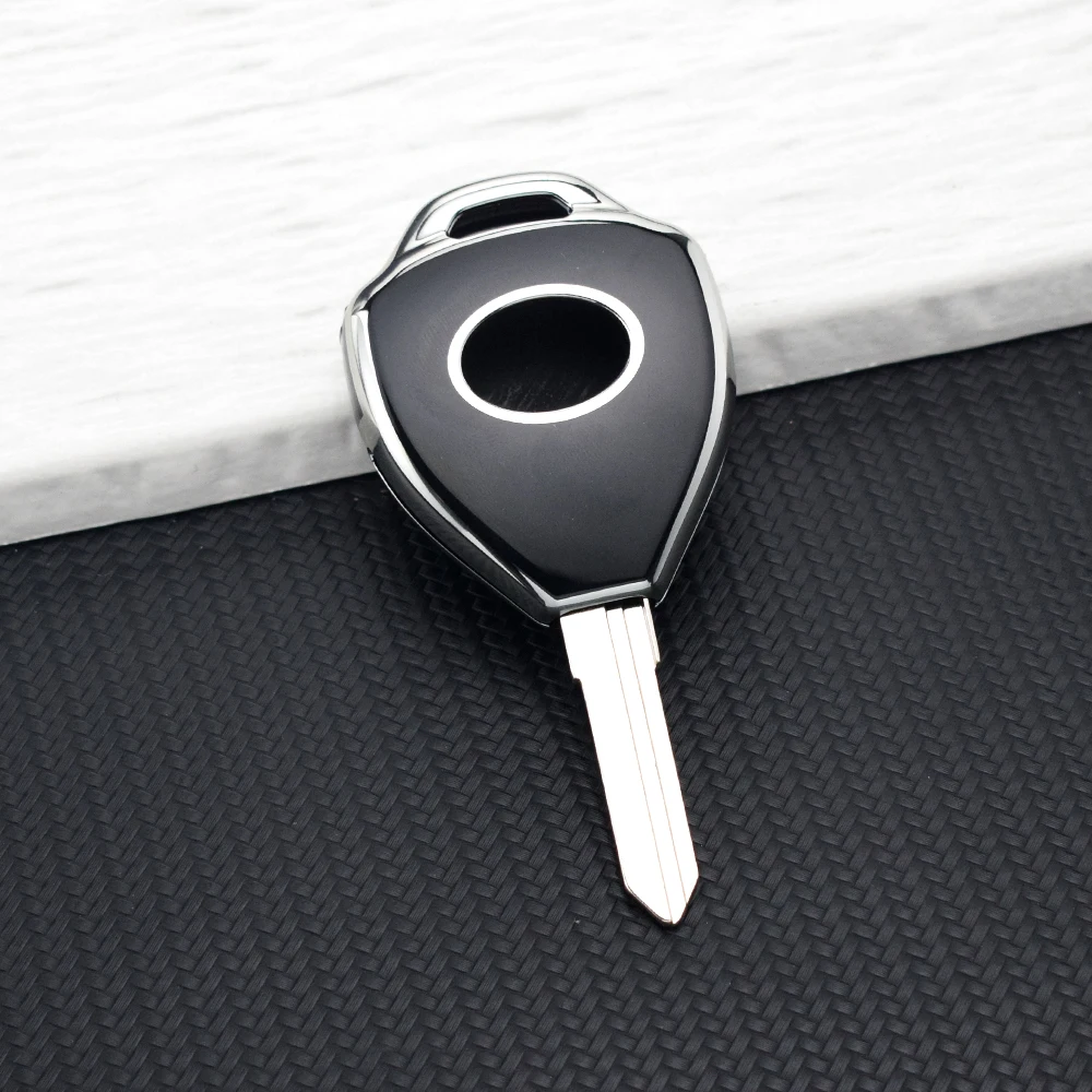 2/3/4 Buttons Key Cover For Toyota Corolla VIOS Camry Yaris RAV4 HiLux Cruiser Fortuner TPU Car Key Case Fob Holder KeyChains