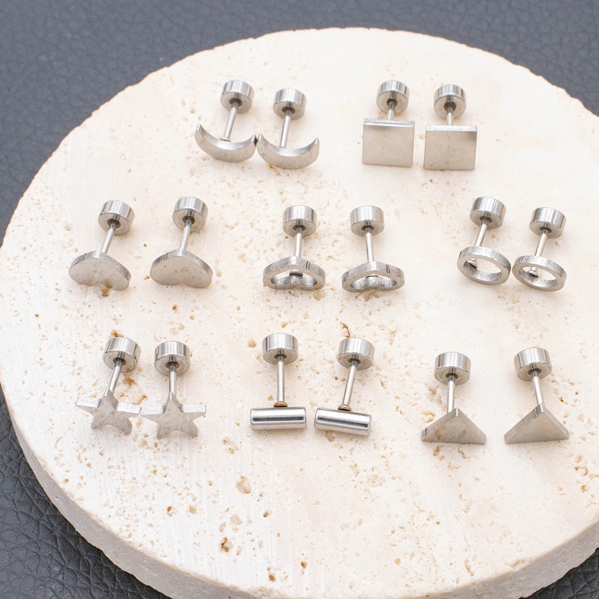 24 قطعة الأذن الجراحية الصلب ترصيع الشفاه Labret خواتم الأذن الزنمة اللولب الغضروف الفص رجل الشرير القوطية أقراط هيئة ثقب المجوهرات