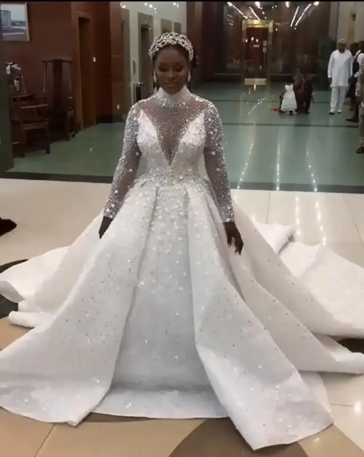 

Customized High Collar Wedding Dresses Long Sleeves Crystal Beading Plus Size Bridal Gowns African Robe De Mariee