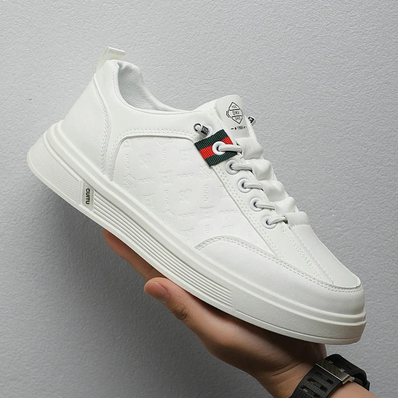 

AutumnTrendy Men's Casual Shoes Lightweight Soft Sole White Tenis Running Shoes Korean Style Daily Fashion Sports Shoes