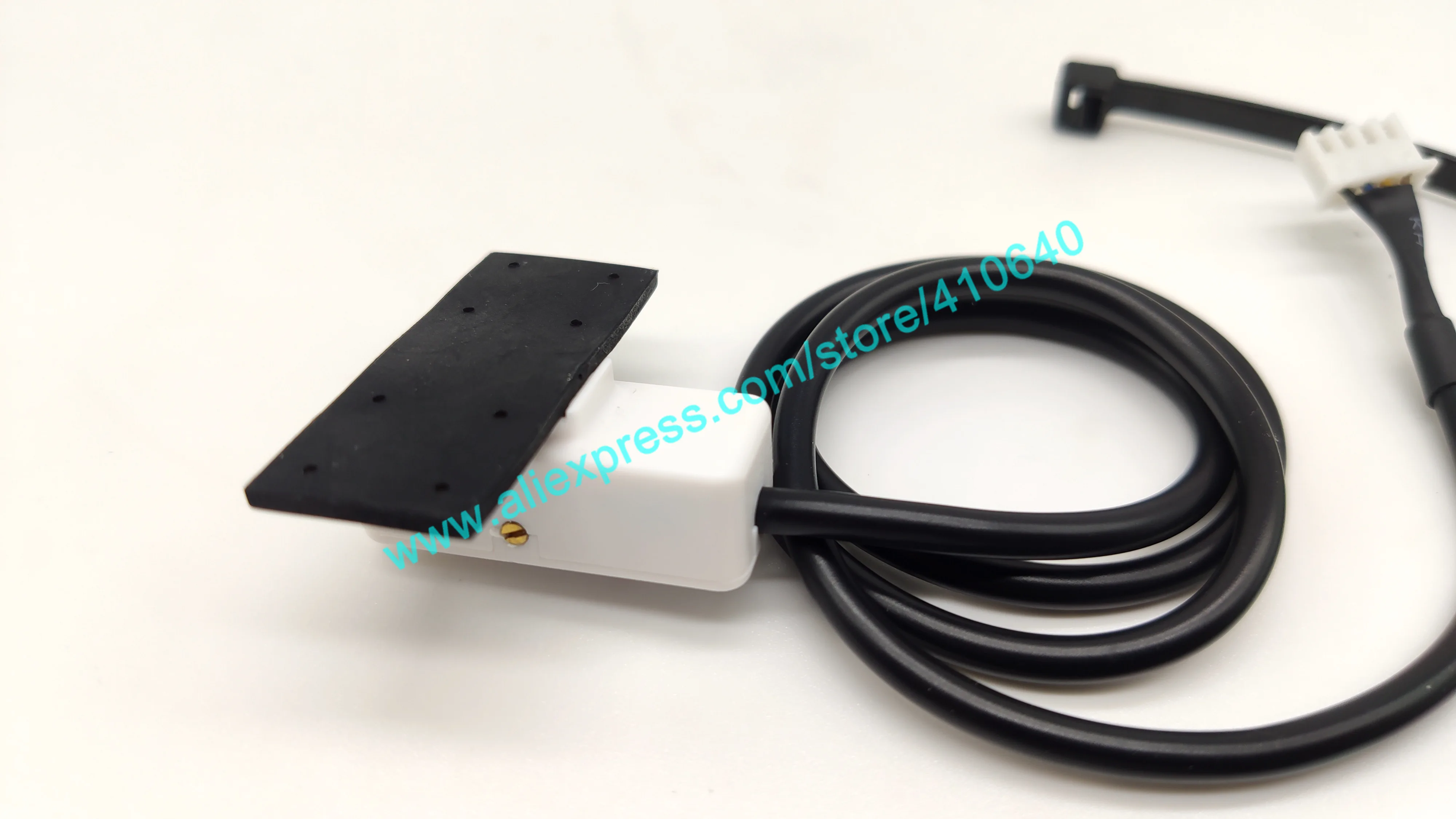 DC 24V XKC-Y26-NPN sensore di livello del liquido senza contatto sensore di livello dell'acqua sonda di rilevamento del livello del liquido appiccicoso esterno Drop Shopping