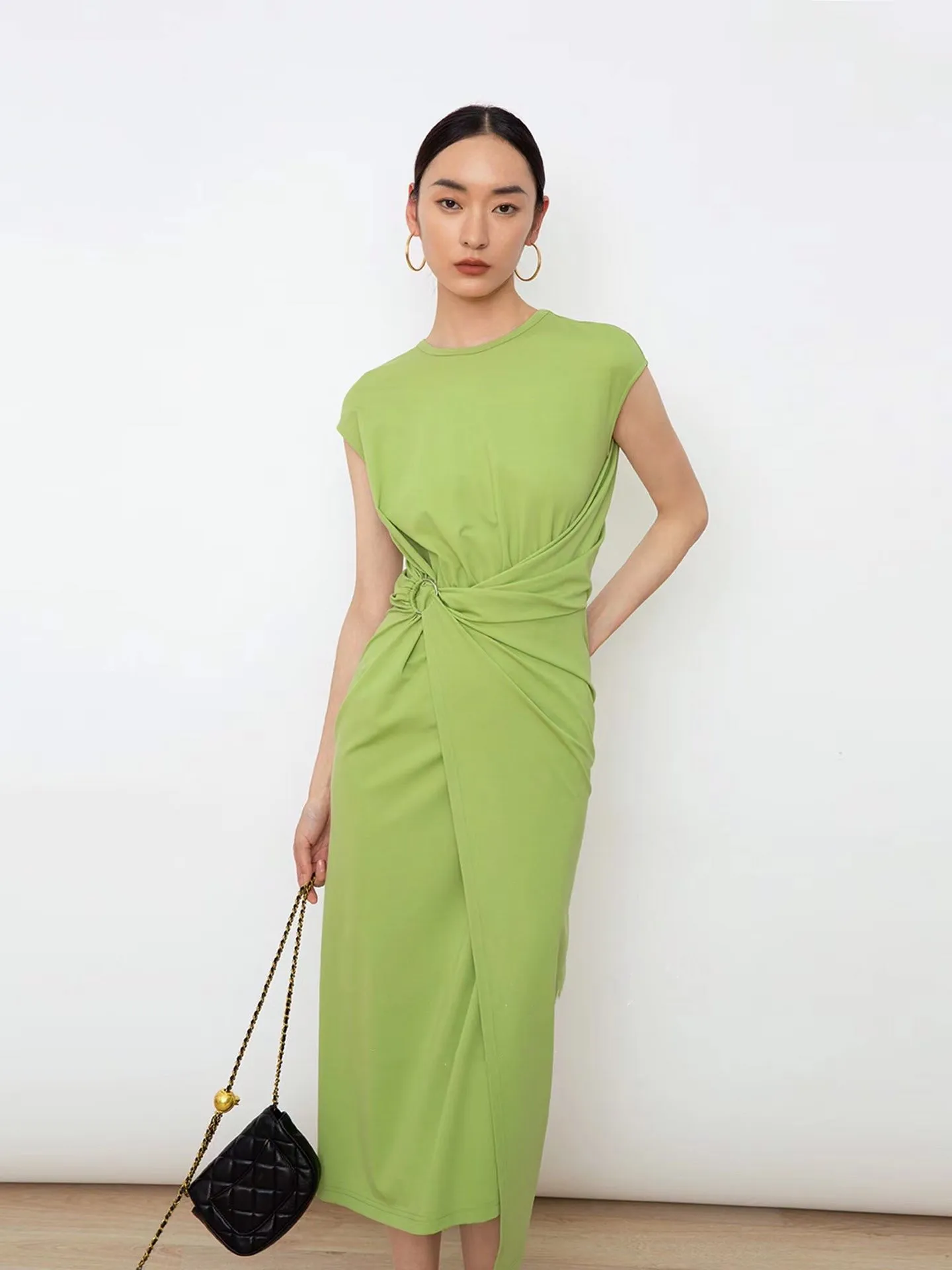 

2022 summer fashion dress lightly cooked green wind round collar short sleeve smoke plait design feeling show thin waist skirt