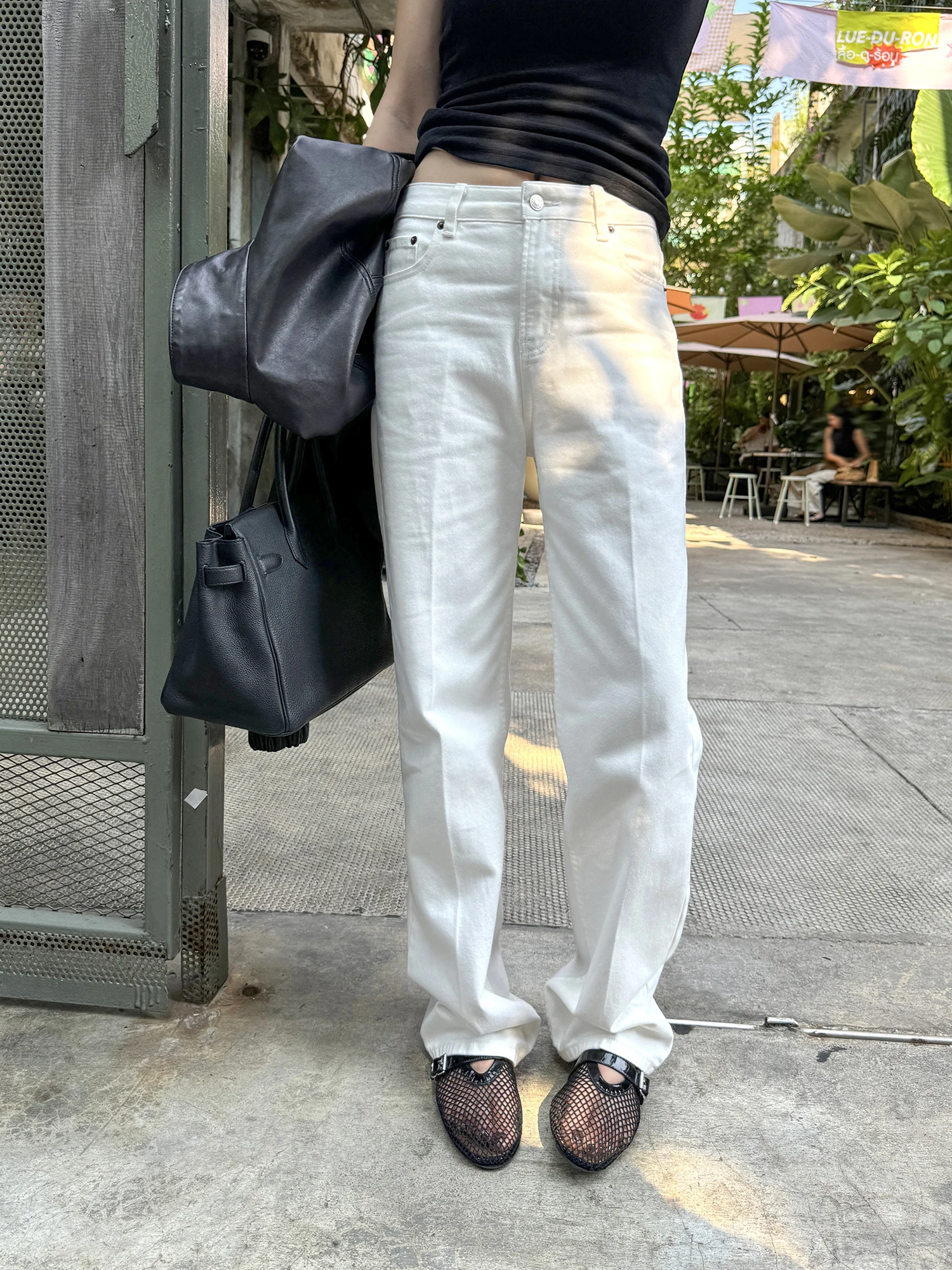 

Le Alfashionline Summer 2026 White Straight Leg Narrow Jeans Women's Casual Cotton Denim Pants Street Style Natural Waist