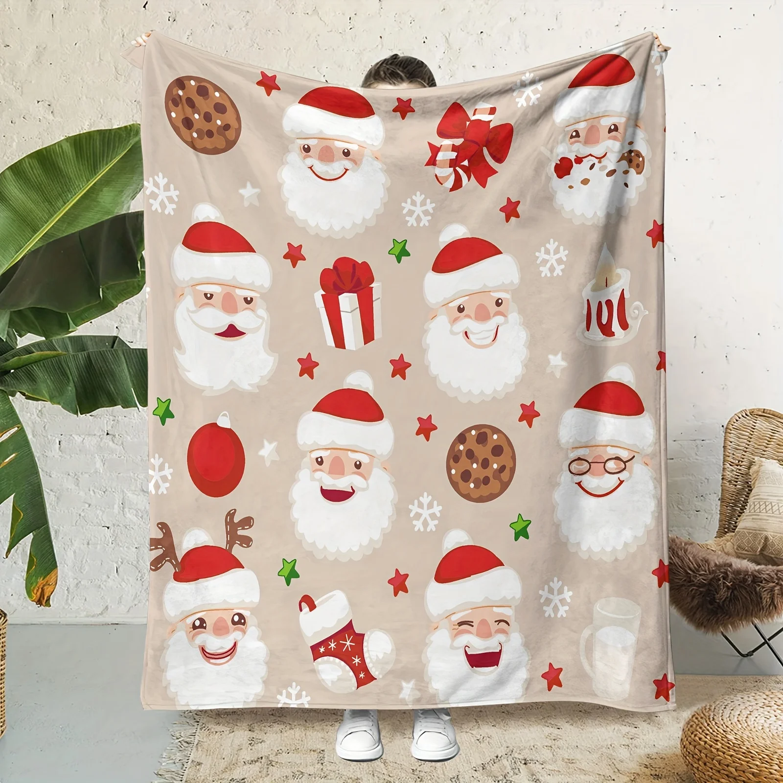 Christmas Pattern Digital Printed Fleece Blanket - Soft and Warm for Sofa, Bed, or Travel - Contemporary Style