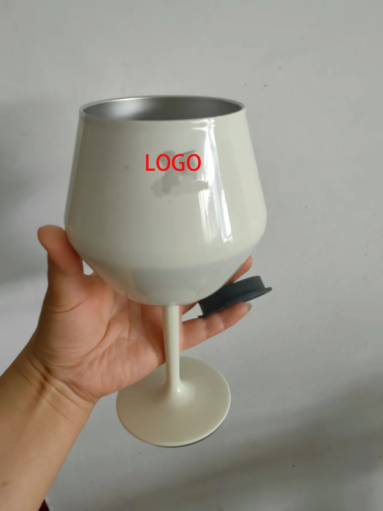 Nuevo Taza aislante de acero inoxidable con nombre de logotipo 304, taza de pie alto desmontable de color al vacío, copa de vino tinto colorida de 14oz