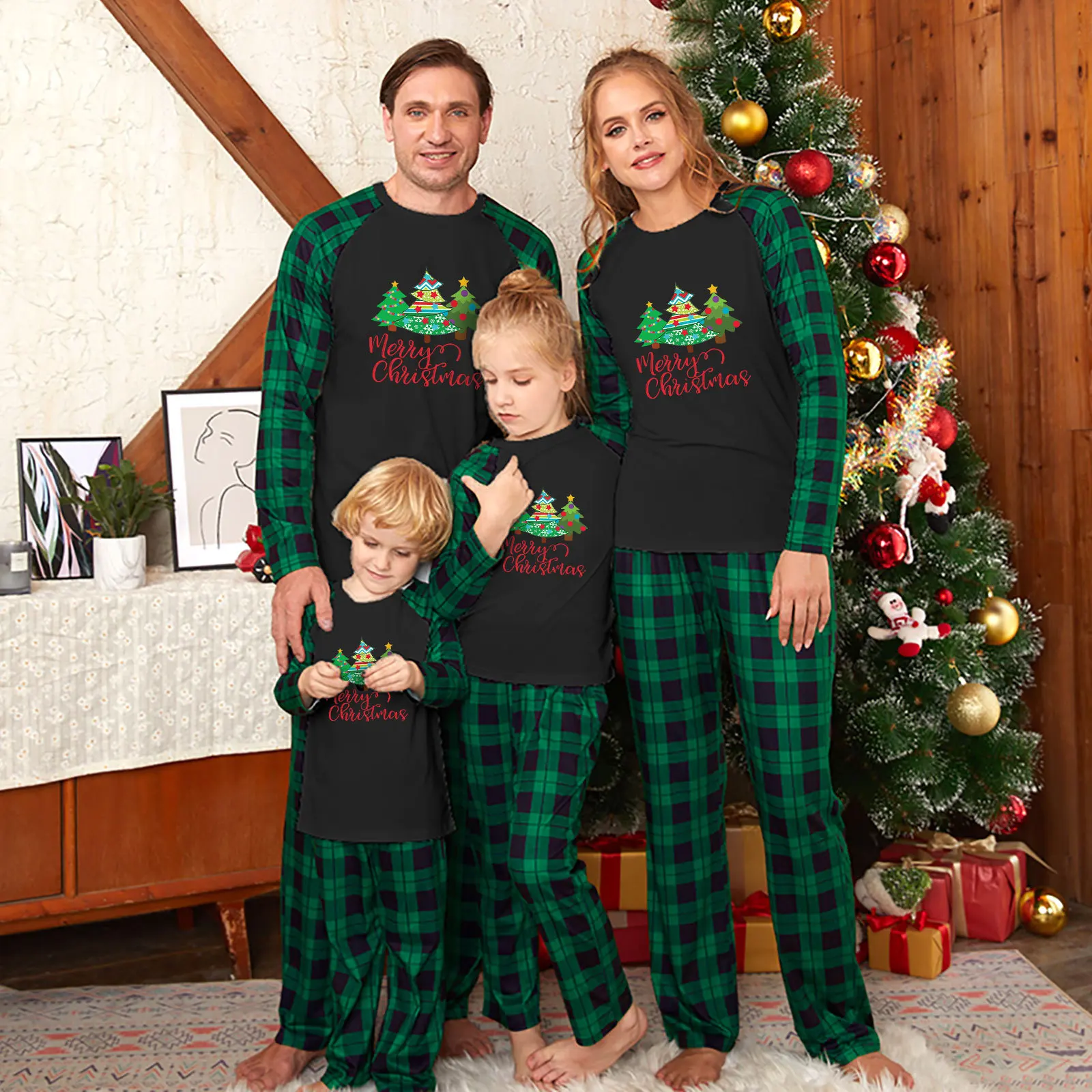 Autumn Winter Christmas Family Matching Outfits Mom Dad Kids Green Plaid Pajamas Set Long Sleeve Sleepwear Baby Romper Xmas Look