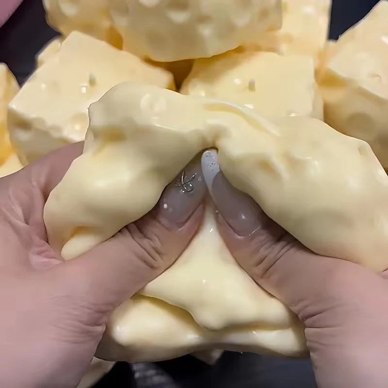 Knuspriger, weicher Käsewürfel-Stressball, selbstgemachtes weiches Käse-Quetschspielzeug, ASMR-Sensorik-Anti-Stress-Spielzeug, Geschenk für Erwachsene – Detail 6