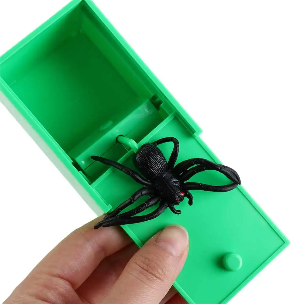 Joke Gift Funny Spider Box Bug Play Scare Toy Box Interesting Scare Terrifying Trick Box Friend