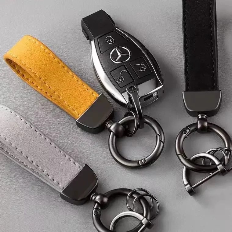 Einfarbiger Wildleder-Schlüsselanhänger, gewebtes Seil, modischer und kreativer High-End-Autoschlüsselanhänger, Kettenring für Herren und Damen, Paar