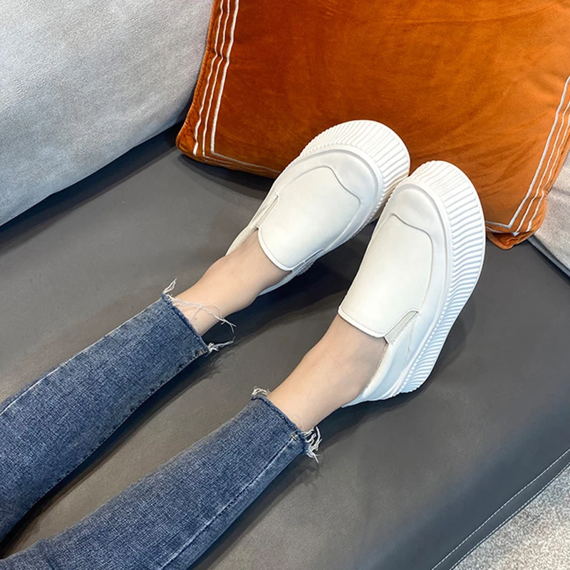 Casual Women's Leather Loafers Thick Sole Autumn Outdoor Casual Sneakers Slip On Round Toe Solid Color Casual Shoes Size 35-40