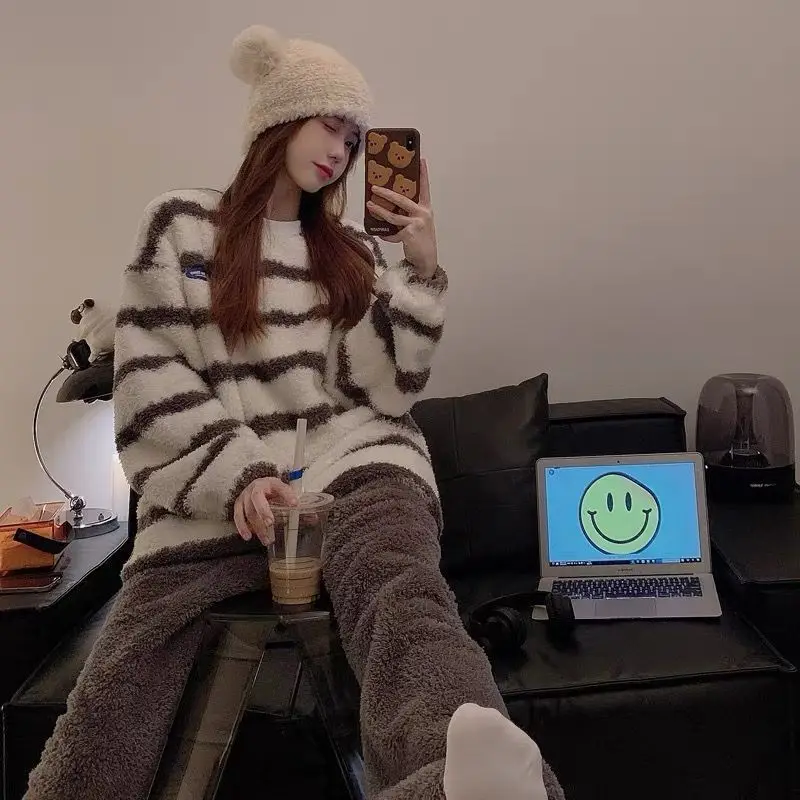 Striped Sweater Pajamas Women Korean Fashion Pullover Winter Casual Elegant Sweater Lady Vintage Harajuku Warm Pullover