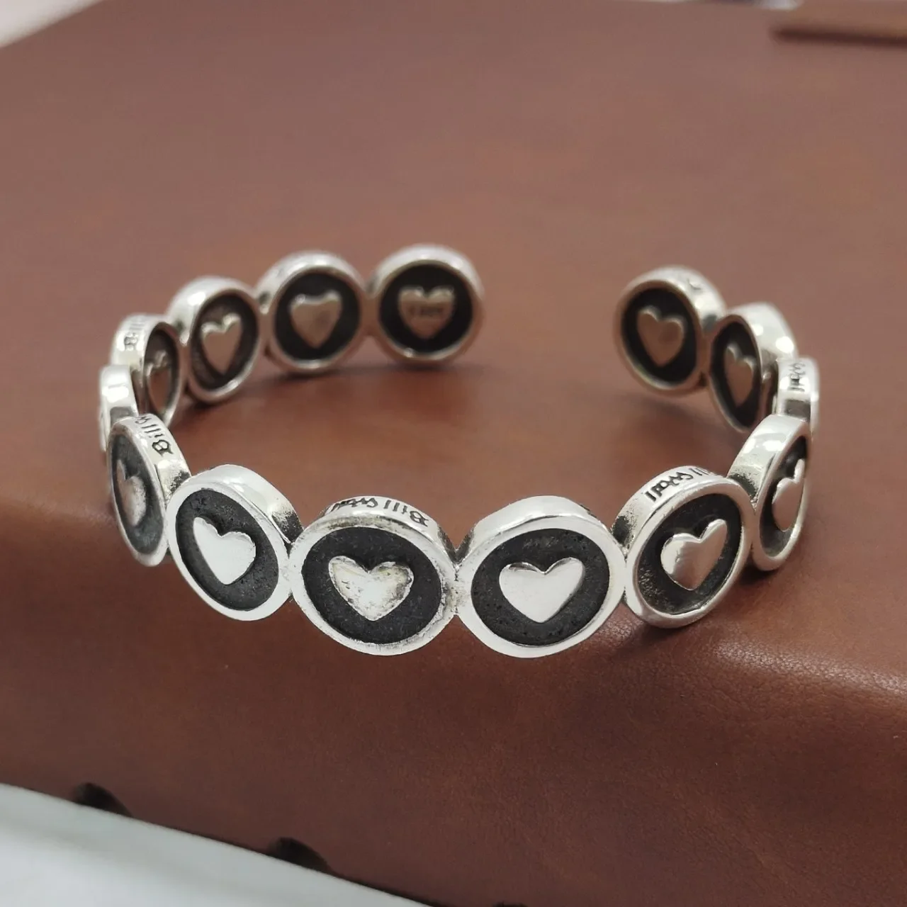 

Boutique Trendy S925 Silver Round Love Bracelet Vintage Fashion Bracelet Hip-Hop Punk Jewelry Accessories Gift