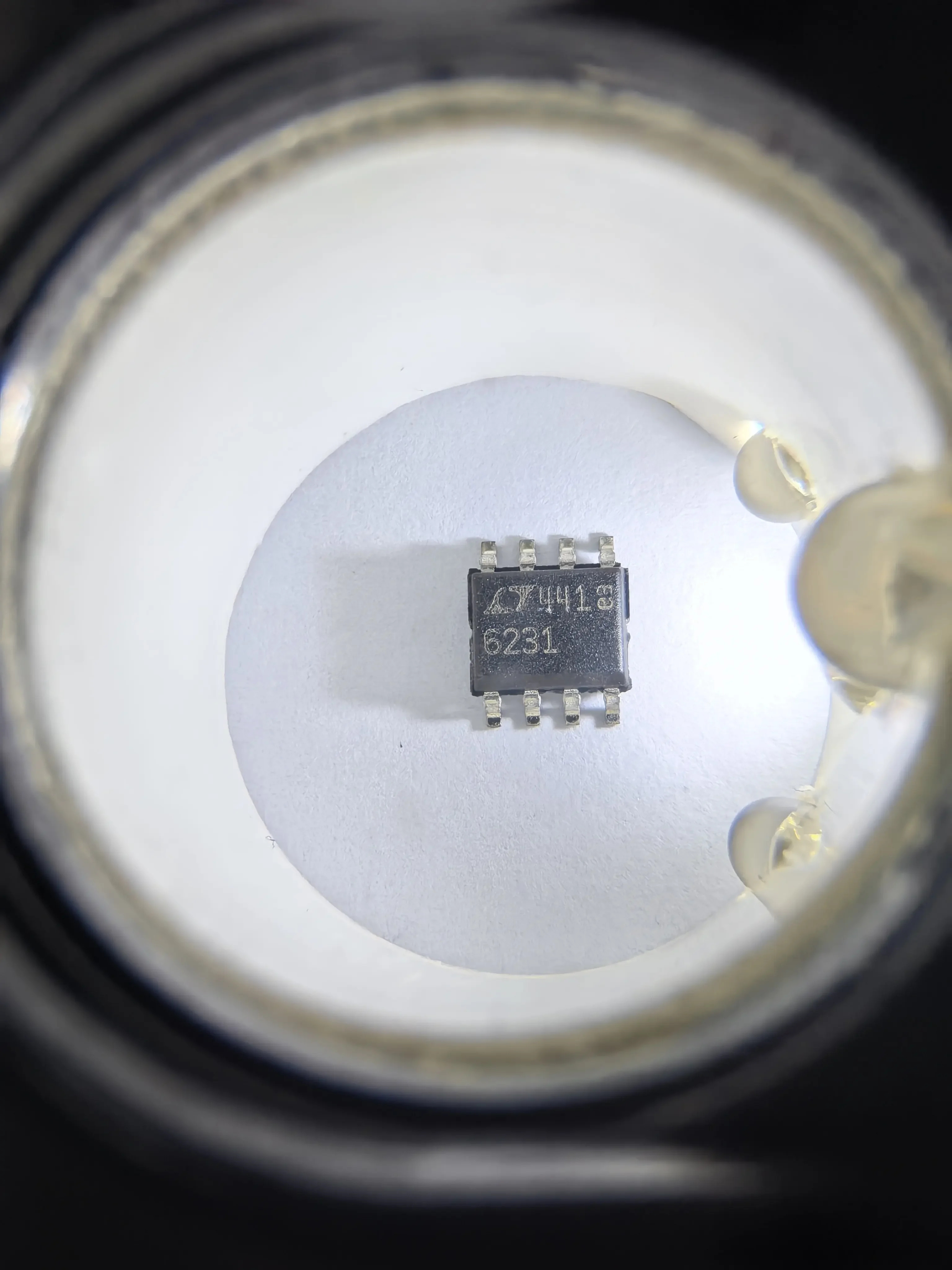 LT6231CS8 LT6231CDD LT6231IDD LT6231 LT6231IS8 LAEU - 215MHz, Rail-to-Rail Output, 1.1nV/rtHz, 3.5mA Op Amp Family