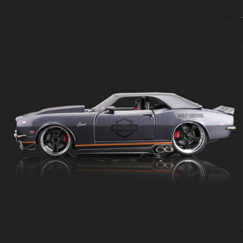 Maisto 1:24 Chevrolet Camaro Z/28 1968 Model Mobil Sport Aloi Diecast Kendaraan Balap Logam Model Mobil Simulasi Hadiah Mainan Anak-anak