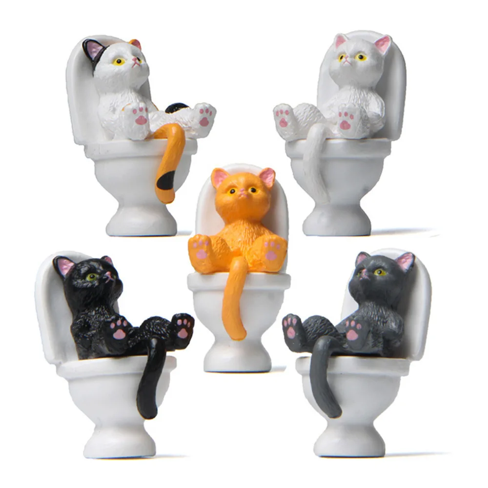 Creative Toilet Cat Figurines Interesting Kawaii Cartoon Cat Squatting on The Toilet Ornament Mini Miniature Desk Decoration