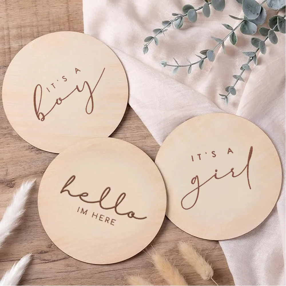 ¡Hola estoy aquí! Juego de letreros de madera para revelar el género, placa para niño/niña, accesorio para fotografía de recién nacido y decoración para Baby Shower, suministros para fiestas