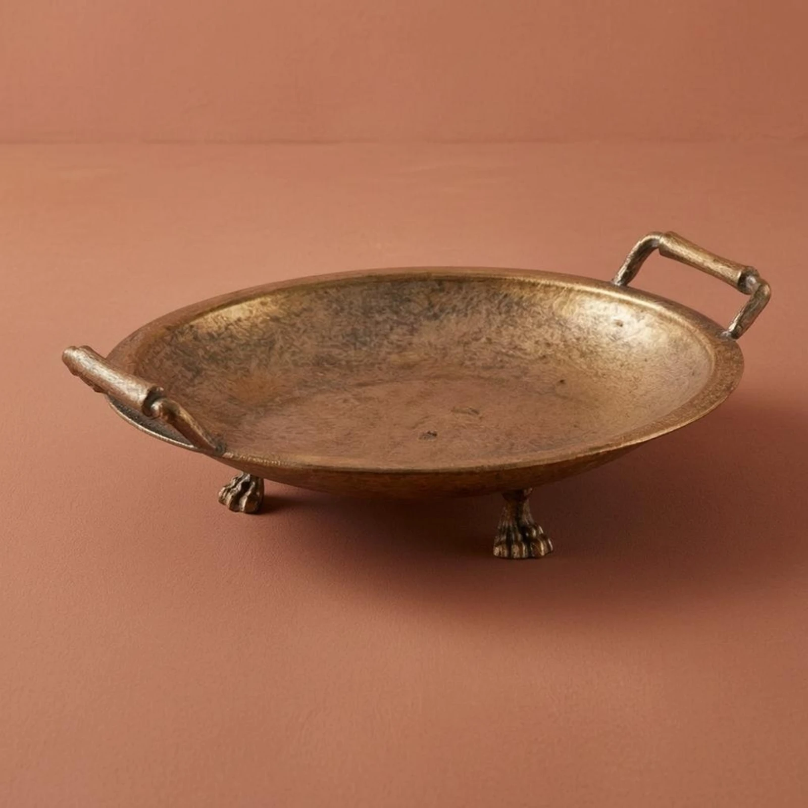 Iron Decorative Tray Distressed Finish Vintage-Design Tray Decor Item Shallow Bowl Shape Sturdy Construction