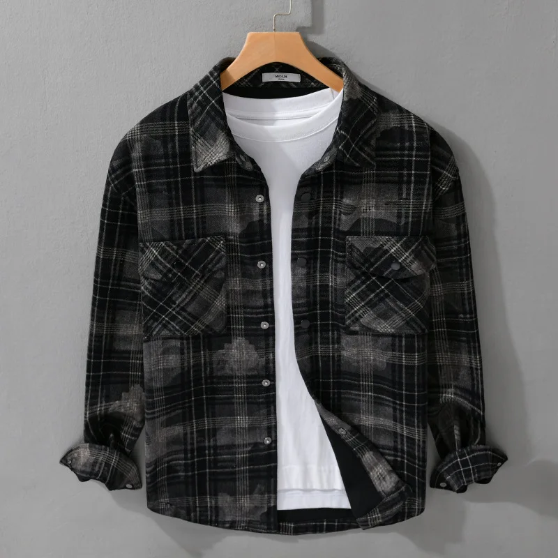 Classic checkered men's long sleeved shirt in autumn and winter, vintage men's trendy casual loose jacket with a collar Padding