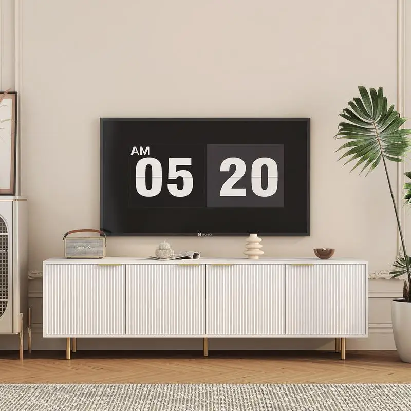 Gecanneleerd wit 68" tv-meubel, modern entertainmentcentrum met opbergdeuren, mediaconsole voor 55"+ tv's, woonkamermeubilair