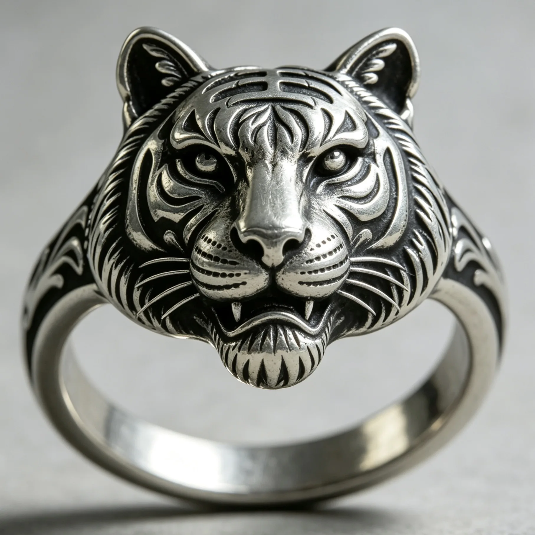 Vintage 3D Ferocious Tiger Head Ring, Hypoallergenic Tiger Zodiac Strength Gothic Jewelry, Birthday New Year Gift for Tiger Fans