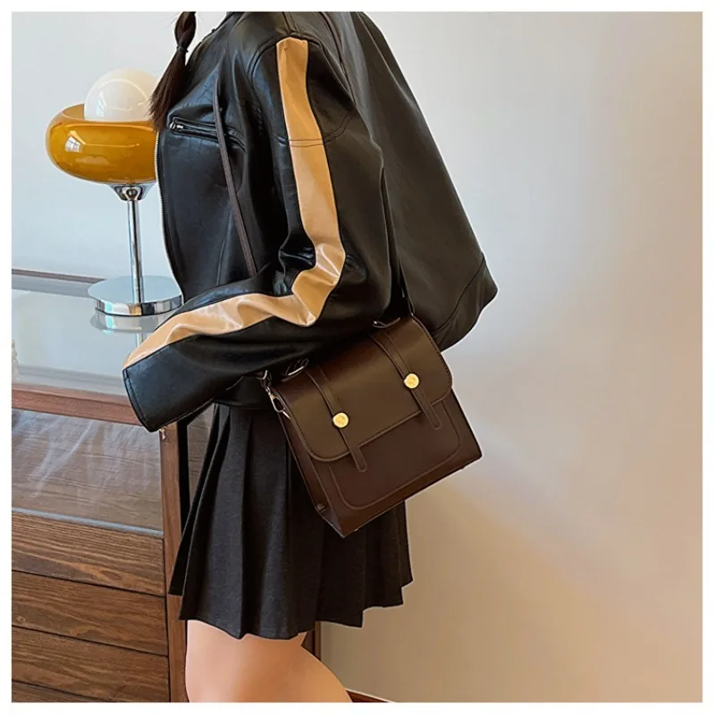 2024 Autumn New Casual Commuting Backpack Fashion Travel Backpack Simple Ladies Backpack Backpack Women