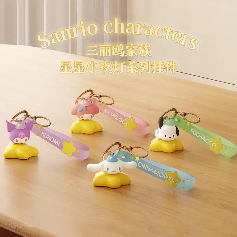 Sanrios ไฟกลางคืนรูปดาวทำจากพีวีซีของ2024ใหม่ไฟกลางคืนน่ารักเมโลดี้ Cinnamoroll กระเป๋าสวยๆสำหรับเด็กผู้หญิงพวงกุญแจ