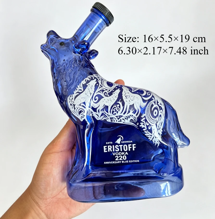 Decorative Howling Wolf Glass Wine Decanter Unique Animal Shaped Liquor Bottle for Bar Table Display Collectible Gift