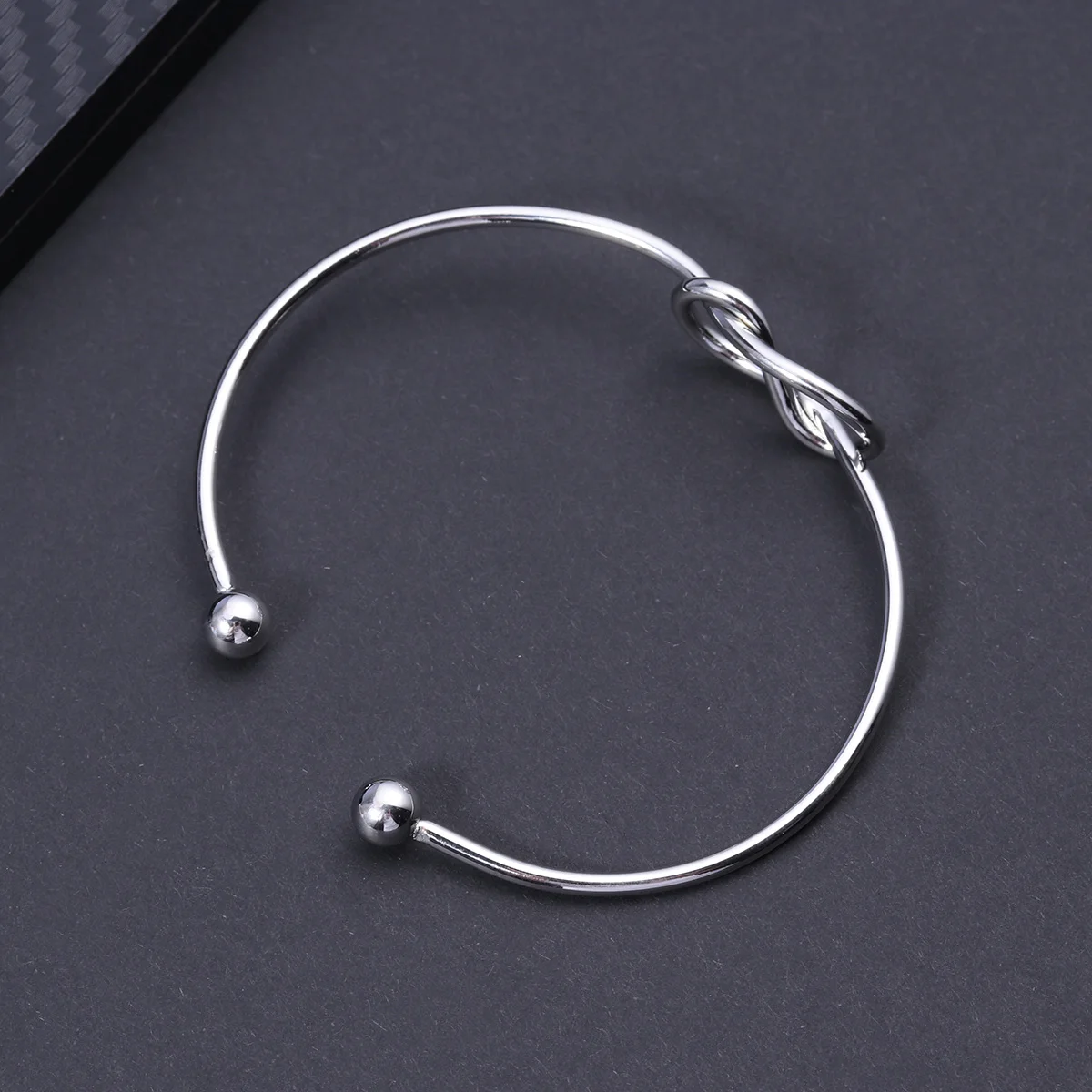 

Metal Bracelet Women Fashion Adjustable Open Knot Cuff Bangle Gift Smooth Comfortable Bracelets Jewelry Accessories