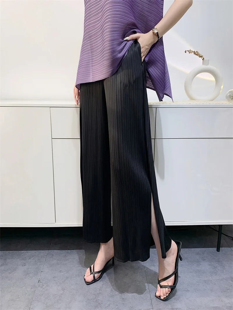 Imagem -02 - Miyake-calça Monocromática de Pernas Largas Feminina Divisão Lateral Plissada Casual Tamanho Grande Calça de Cem e Nove Minutos Primavera Verão 2023