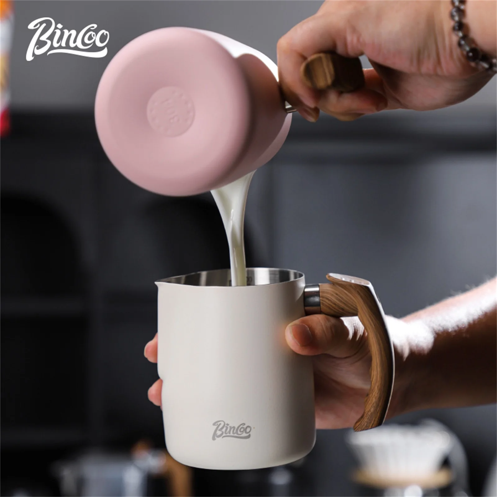 Bincoo304 Stainless Steel Round Mouth Latte Art Vat Thickened Latte Art Vat Milk Foam Cup Milk Cup Fancy Coffee Utensils