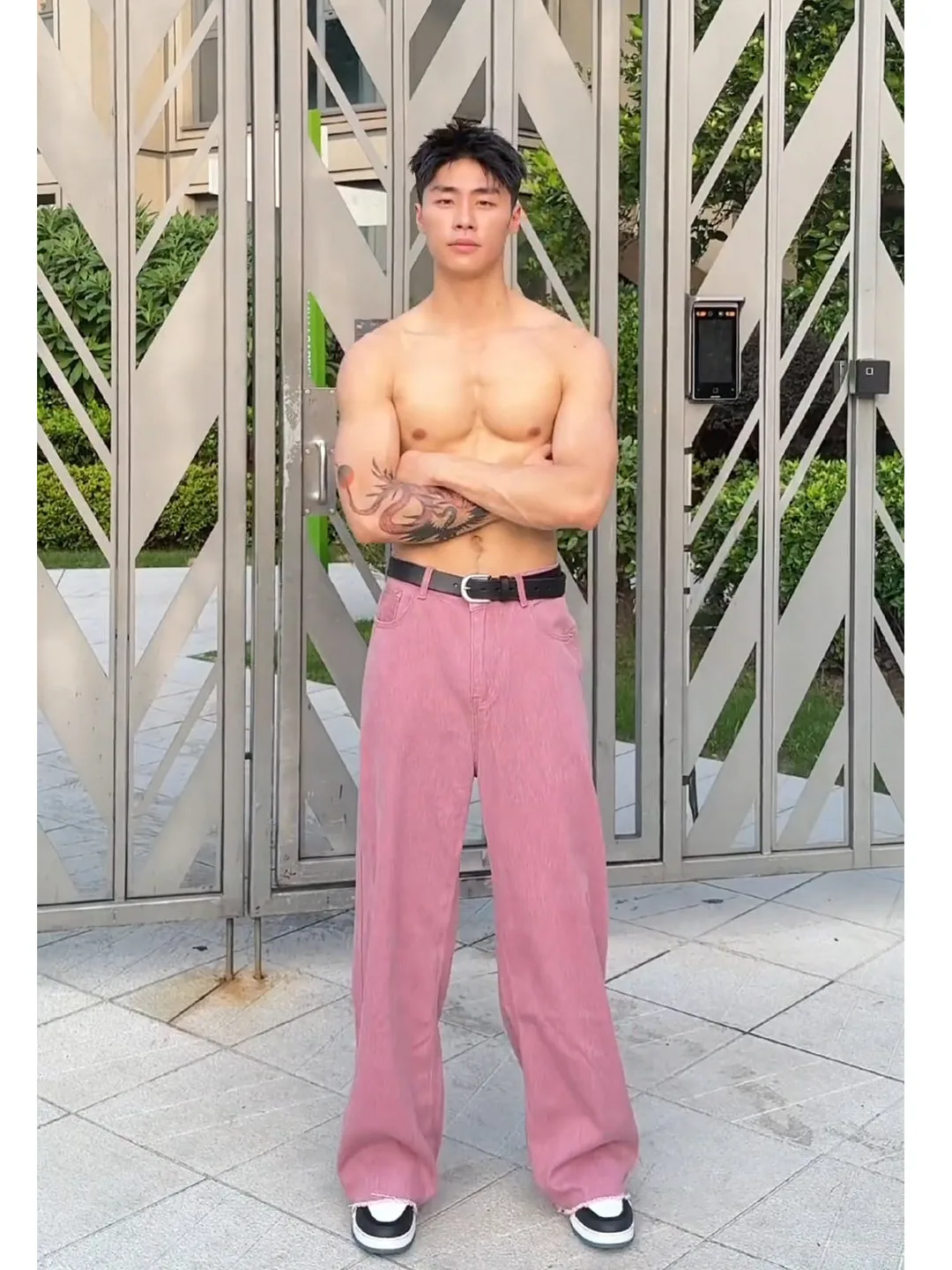 

Pink Wide Leg Men's Jeans High Street Hip Hop Straight Tube Long Pants mid High Waist Casual Trousers for Young Men