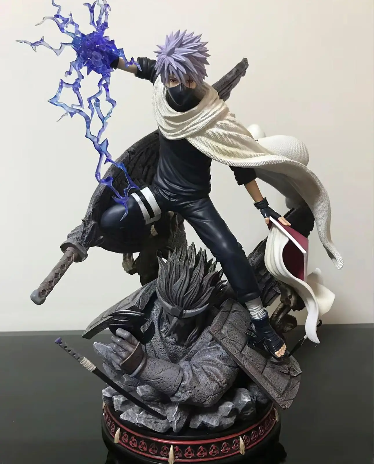 30cm Nowa Figurka Anime Naruto Hatake Kakashi Model PVC Statuetka Kolekcjonerska Dekoracja na Biurko Ozdoby Prezent na Urodziny Zabawki