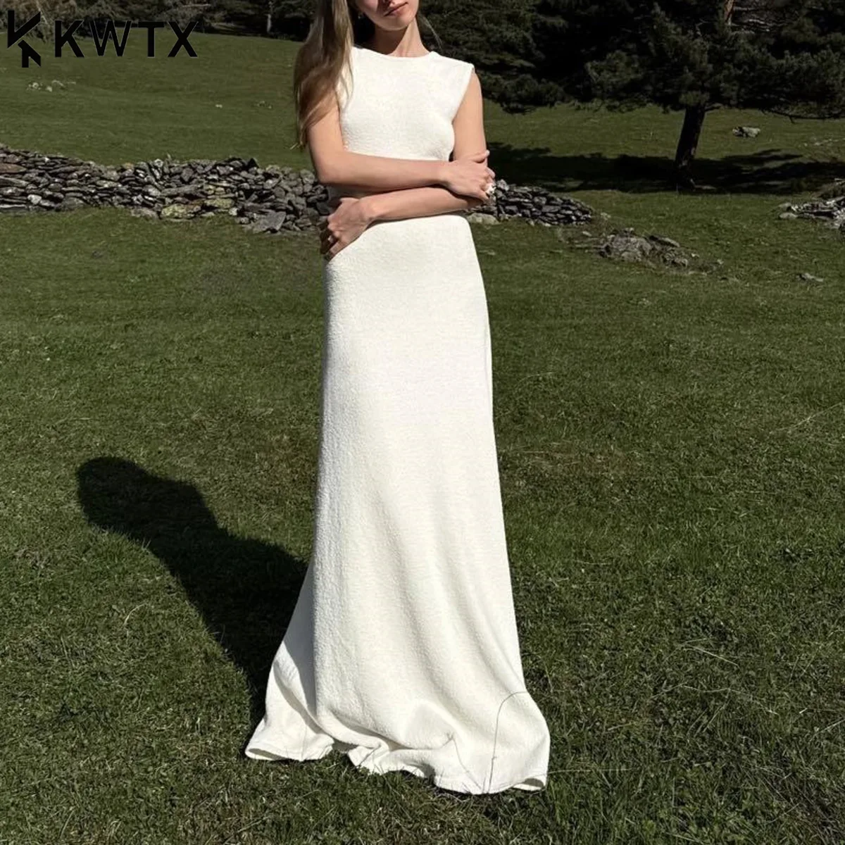 Kwtx na moda 2026 elegante vestido de festa feminino sem mangas em torno do pescoço volta recorte bodycon primavera verão vestido de noite minimalista