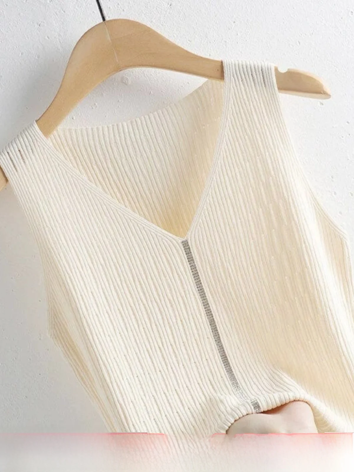 

Summer Ice Silk Svel V-Ne Women's Csole Top Faion Versatile Slim Fit Polyester Fiber Single Piece Regular Length